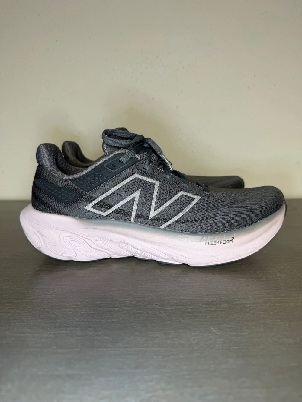 New Balance Fresh Foam X 1080v13 Womens Size 9B Gray Running Shoes W1080Z13